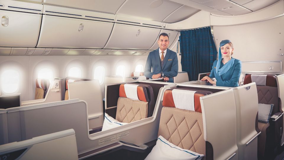 Oman Air's c current 787 business class will be replaced by a modern 1-2-1 suites design.